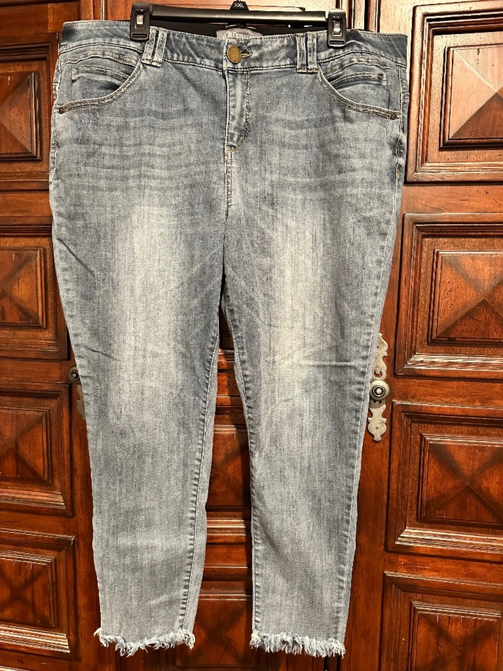 *FLAWED* 18W Democracy "Ab" Technology Skinny leg Denim Jeans raw ankle STRETCHY